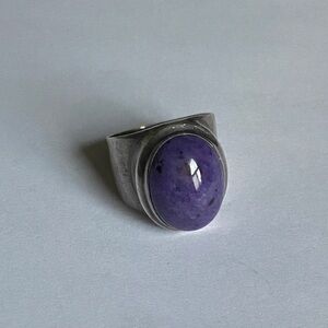 FNA 925 Sterling Silver Ring with Purple Stone Size 5